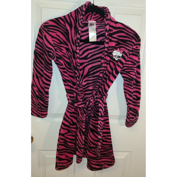 Monster High Robe monster high | Pajamas | Monster High Robe Girls Med Soft Plush Pink ...